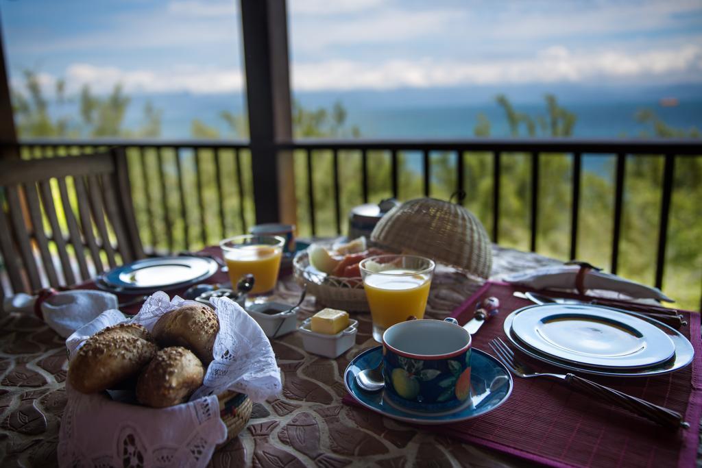 إلهابيلا Casa Vermelha Guest House المظهر الخارجي الصورة